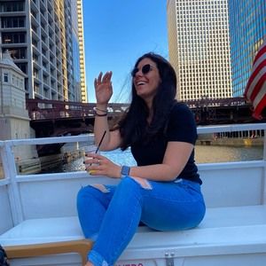 Meet your Posher, Juliana